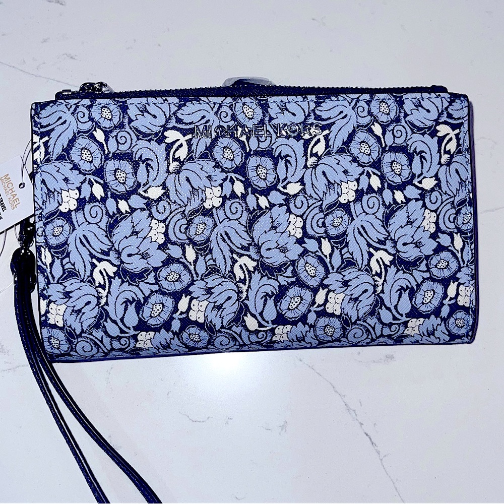 Floral Michael Kors Wristlet Wallet